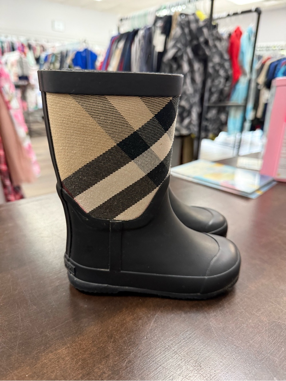 Toddler Burberry Boots (size 25) roughly size 8